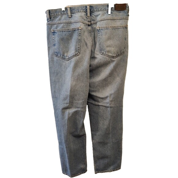 LL Bean Classic Fit Straight Denim Stonewash Size 38 x 32-Flaw or Distress - Picture 2 of 12